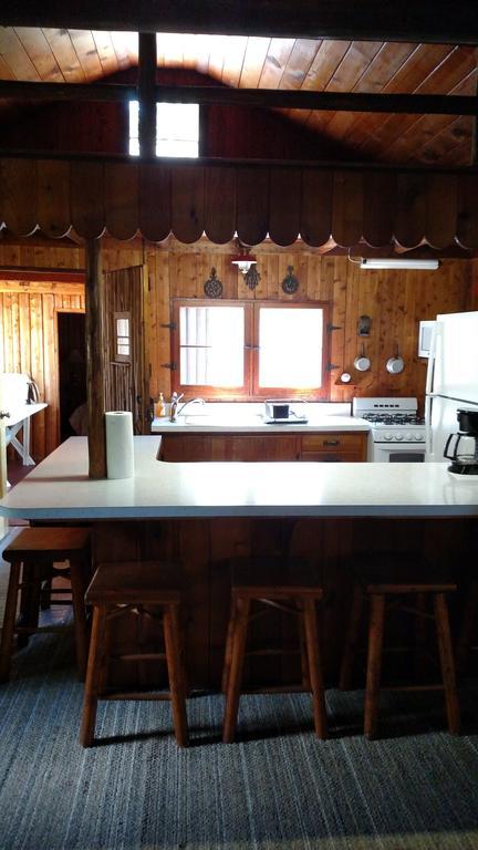 Log Cottage On Blue Lake Kalkaska Exterior photo